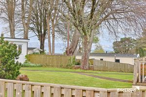 Photo 13- click for photo gallery